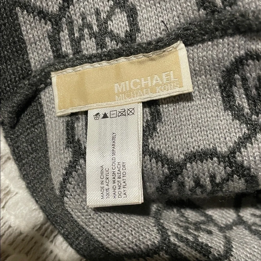 Michael Kors Infinity Scarf